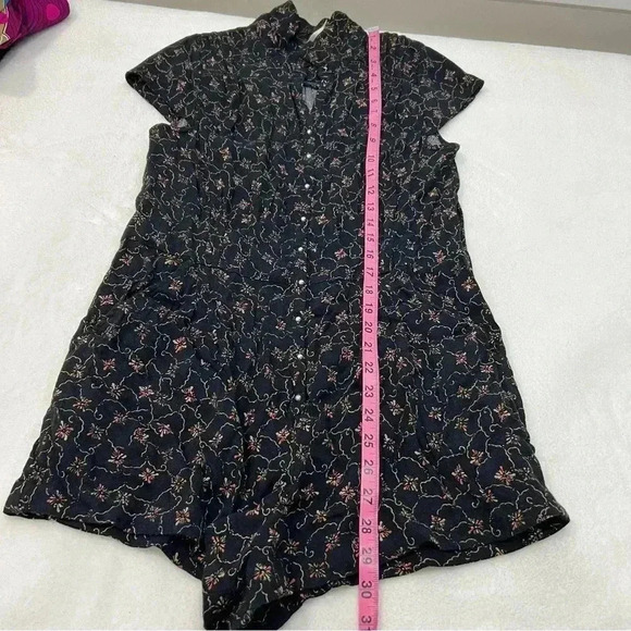 Free People Short sleeve Romper size s - Picture 12 of 12